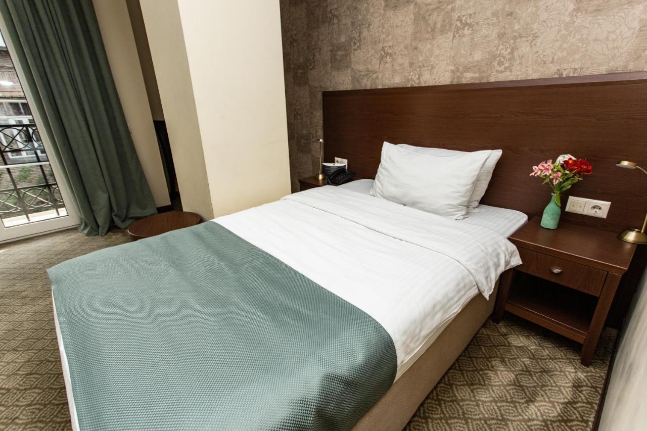 A5 Hotel Tbilisi Ngoại thất bức ảnh