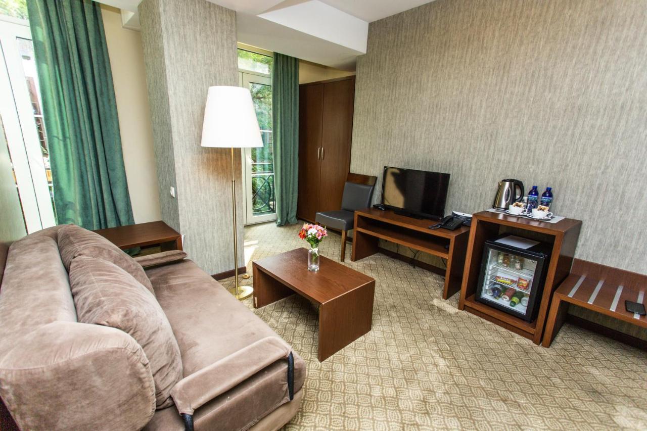 A5 Hotel Tbilisi Ngoại thất bức ảnh